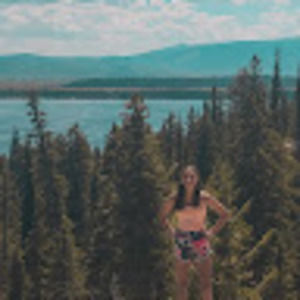 Meet your Posher, Avery